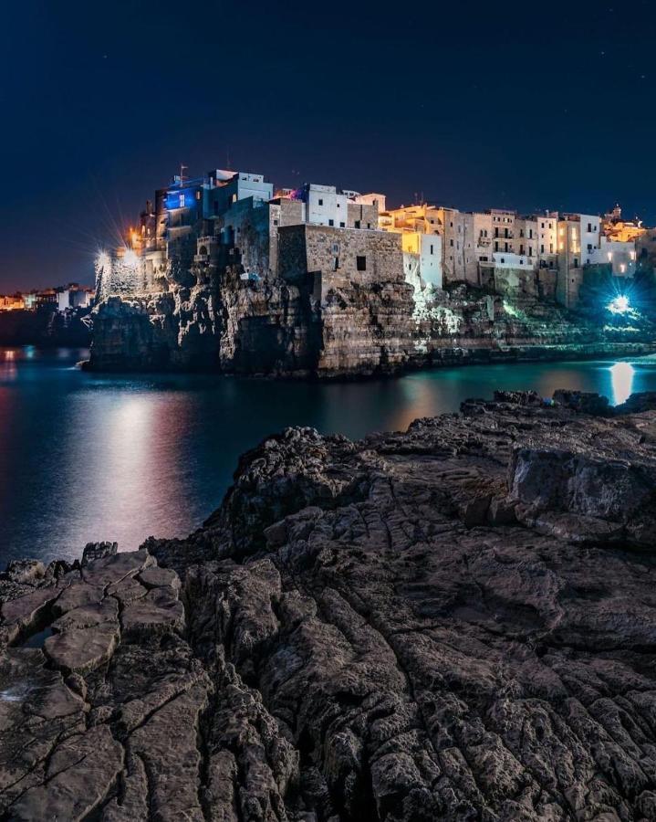 The Duchess'S View - New! Luxurious Flat In Historical Centre 115 Sq M, 3Min Walk To Cala Porto Beach And Private Parking Polignano a Mare Exterior foto